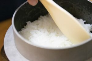 安いお米を美味しく炊く方法